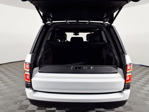 Used 2022 Land Rover Range Rover Westminster Edition image 8
