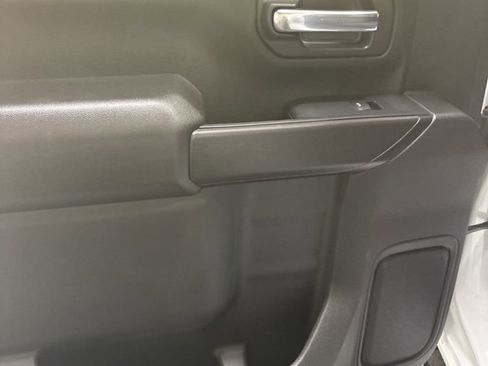 Used 2025 Chevrolet Silverado 2500 Custom w/ Custom Value Package image 23
