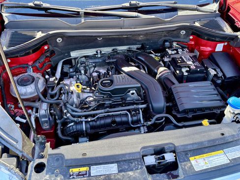 Used 2022 Volkswagen Taos SE image 36