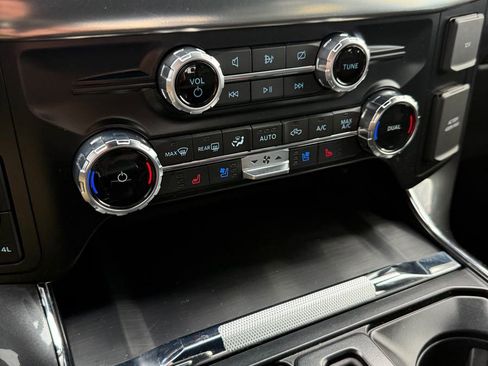 Used 2023 Ford F150 Lariat w/ Equipment Group 502A High image 22