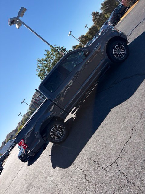 Used 2020 Ford F150 XLT w/ Equipment Group 302A Luxury AWD/4WD image 17