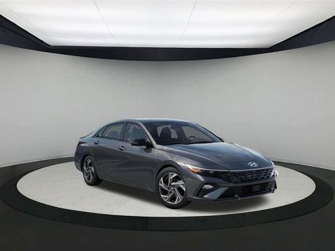 New 2025 Hyundai Elantra Sport image 3
