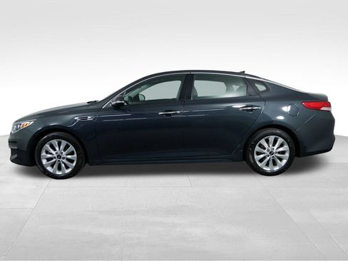 Used 2016 Kia Optima EX w/ Option Group 040 FWD image 6