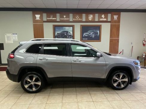 Used 2020 Jeep Cherokee Limited FWD image 5