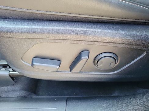 Used 2024 Kia Sorento SX FWD image 18