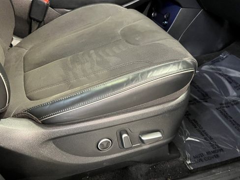 Used 2024 Hyundai Palisade Calligraphy image 14