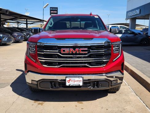 New 2026 GMC Sierra 1500 SLT image 9