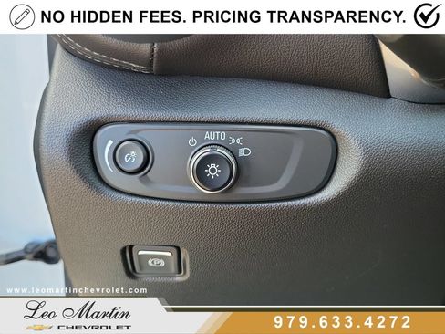 Used 2022 Chevrolet Blazer LT FWD image 19