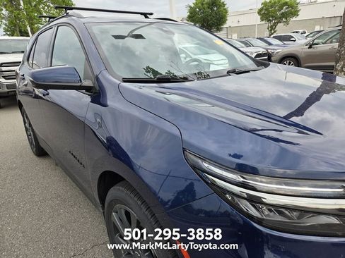 Used 2023 Chevrolet Equinox RS w/ RS Leather Package FWD image 4