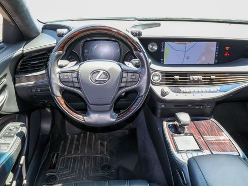 Used 2018 Lexus LS 500 AWD w/ Interior Upgrade Package image 16