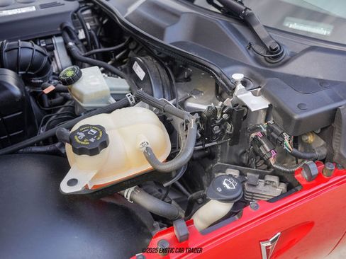 Used 2006 Pontiac Solstice Convertible w/ Premium Package image 24