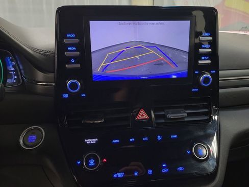Used 2021 Hyundai Ioniq SEL image 18