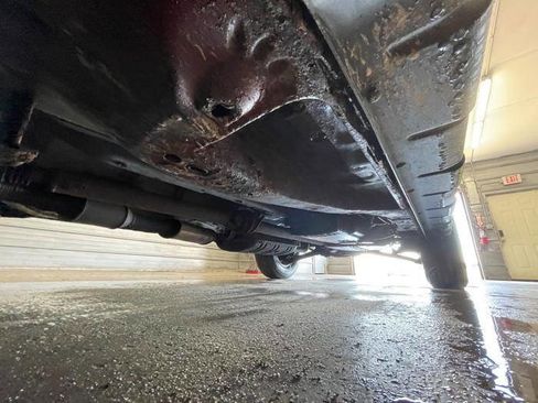 Used 2011 Ford Escape Limited image 12