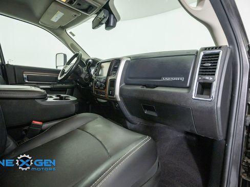 Used 2016 RAM 2500 Laramie w/ Sport Appearance Group AWD/4WD image 39