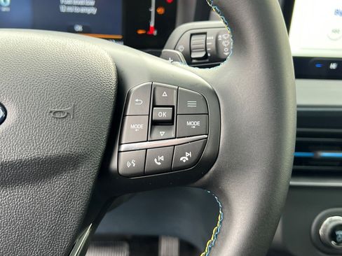 New 2026 Ford Maverick Lobo image 19