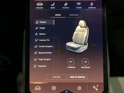 Used 2024 Lucid Air Touring image 27