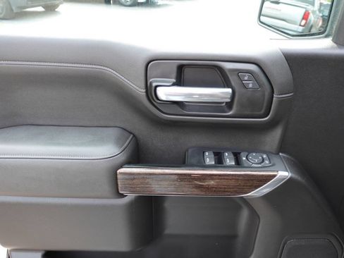 Used 2022 GMC Sierra 1500 Elevation w/ X31 Off-Road Package image 12