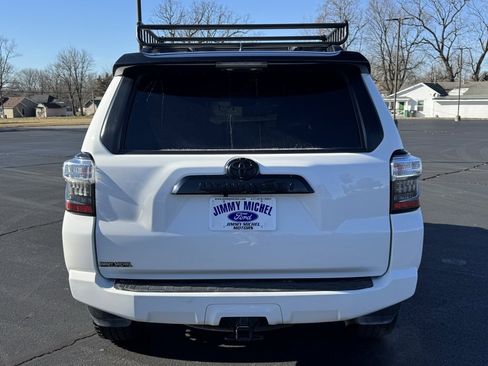 Used 2021 Toyota 4Runner Venture image 26