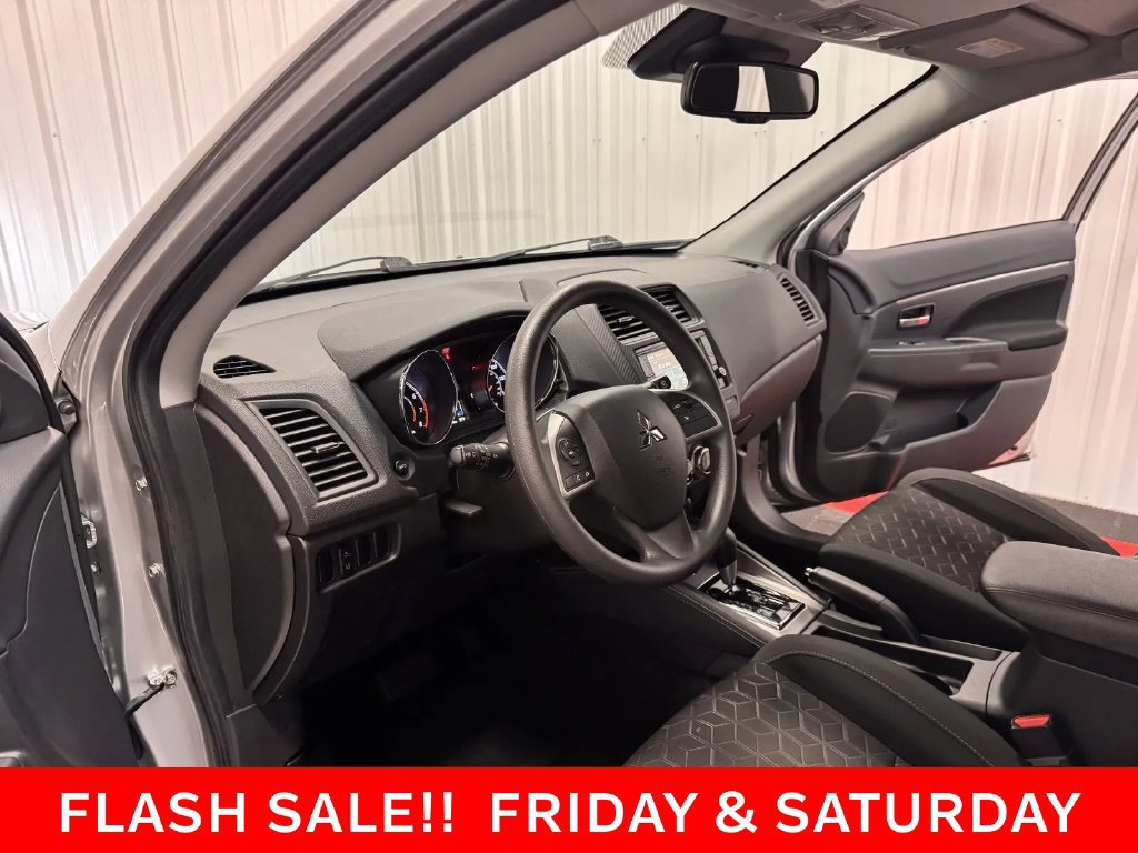 Used 2024 Mitsubishi Outlander Sport ES AWD/4WD image 77