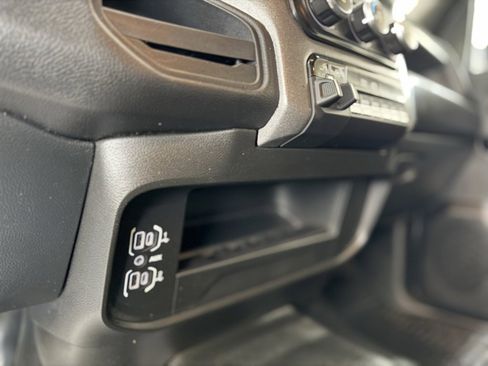 Used 2022 RAM 5500 Tradesman w/ Safety Group image 37