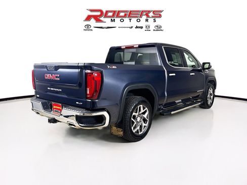 Used 2022 GMC Sierra 1500 SLT w/ SLT Convenience Package image 8