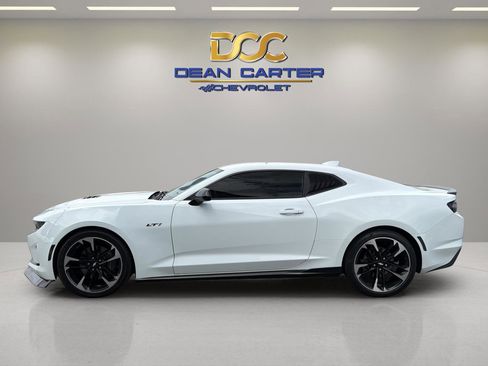 Used 2021 Chevrolet Camaro LT RWD image 2