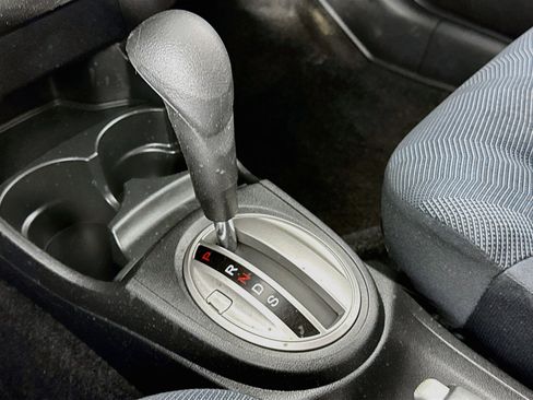 Used 2011 Honda Fit Sport image 15