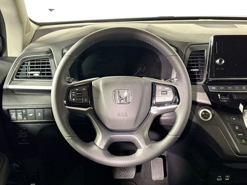 New 2026 Honda Odyssey EX-L image 13