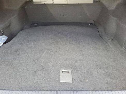 Used 2014 Mercedes-Benz E 350 Sedan image 11