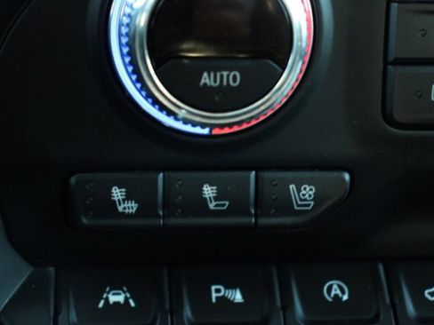 Used 2022 GMC Sierra 1500 Denali w/ Denali Premium Package image 29