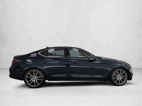 Used 2022 Genesis G70 2.0T w/ Prestige Package RWD image 9