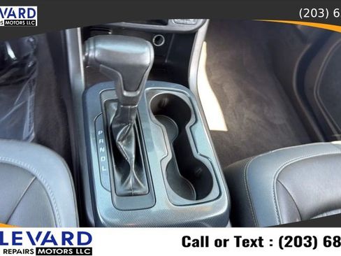 Used 2019 Chevrolet Colorado Z71 AWD/4WD image 17