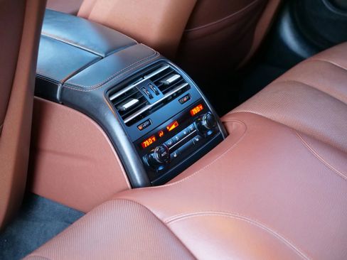 Used 2015 BMW 640i Gran Coupe image 30