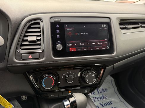 Used 2019 Honda HR-V Sport image 21