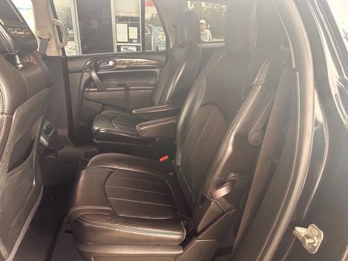 Used 2013 Buick Enclave Leather FWD image 15