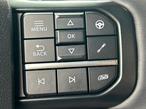 Used 2025 Ford F150 Raptor AWD/4WD image 18