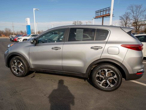 Used 2021 Kia Sportage LX image 4