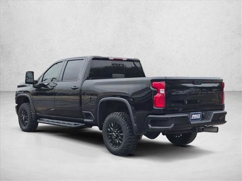 Used 2022 Chevrolet Silverado 2500 LTZ w/ LTZ Plus Package AWD/4WD image 7
