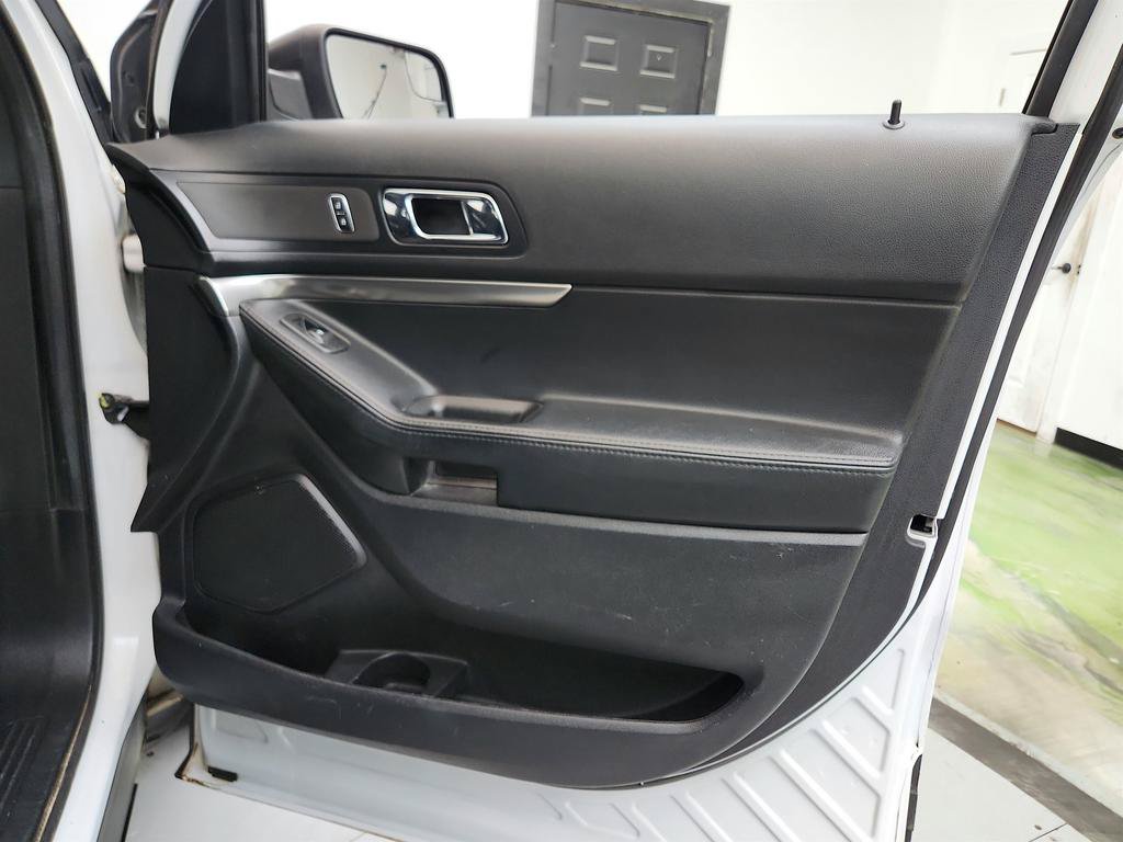 Used 2017 Ford Explorer 4WD Police Interceptor image 24