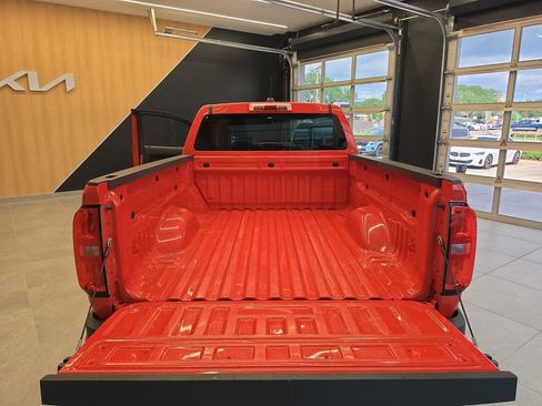 Used 2015 Chevrolet Colorado LT RWD image 28