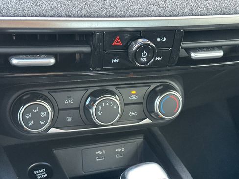 New 2026 Nissan Kicks S image 21