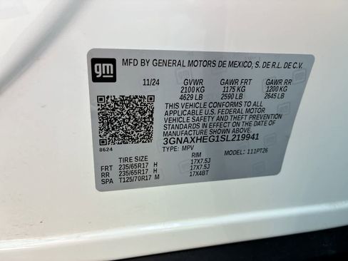 Used 2025 Chevrolet Equinox LT FWD image 33