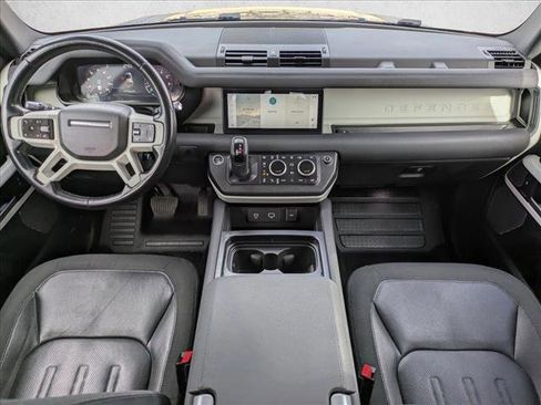 Used 2021 Land Rover Defender 110 SE AWD/4WD image 16