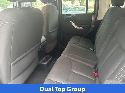 Used 2016 Jeep Wrangler Unlimited Sahara w/ Dual Top Group AWD/4WD image 18