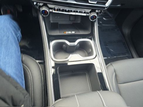 New 2026 Chevrolet Traverse LT w/ Sun and Wheel Package image 33