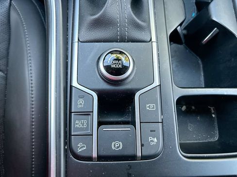 Used 2022 Kia Sorento EX w/ Panoramic Sunroof Package FWD image 34