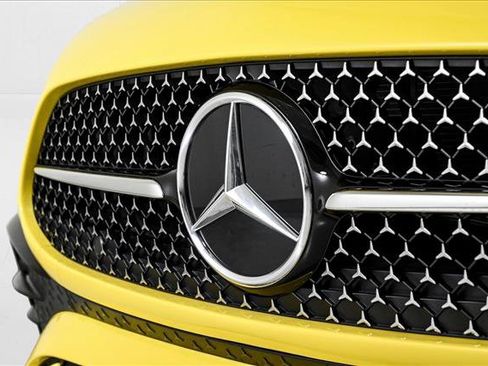 New 2026 Mercedes-Benz CLE 300 4MATIC Coupe image 3