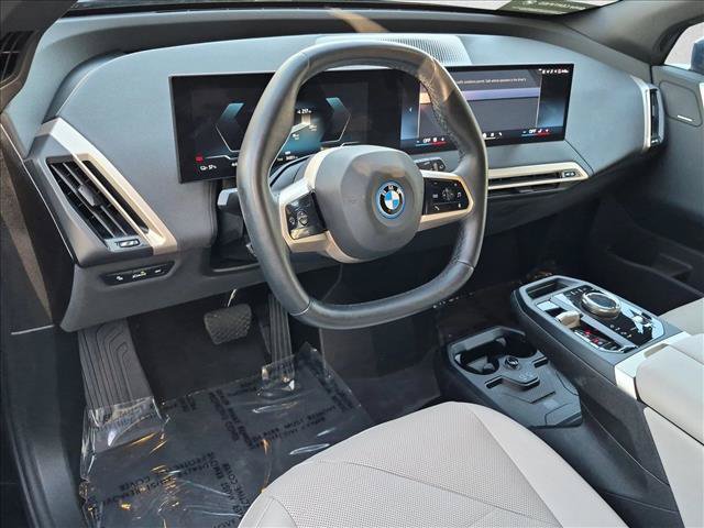 Certified 2024 BMW iX xDrive50 w/ Premium Package AWD/4WD image 10