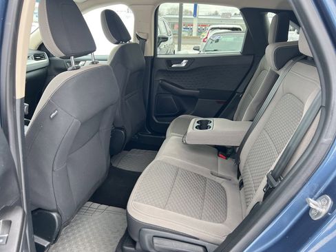 Used 2020 Ford Escape SE image 22