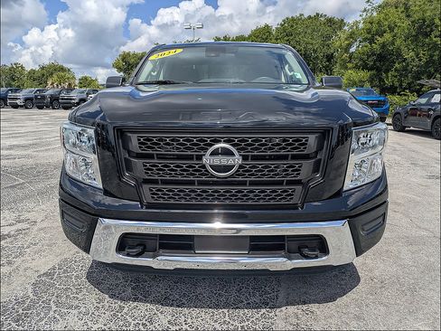Used 2024 Nissan Titan SV w/ Accessory Utility Package AWD/4WD image 9